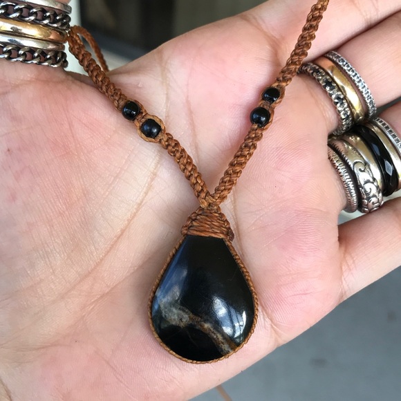 SOLD macrame boho agate gemstone necklace - Picture 3 of 8